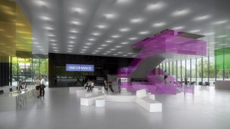 Stavba Černé kostky představuje jednu z největších investic Moravskoslezského kraje a je realizována v rámci projektu Černá kostka-Centrum digitalizace, vědy a inovací spolufinancovaného z Evropské unie. Vizualizace: Kuba a Pilař architekti, s. r. o.