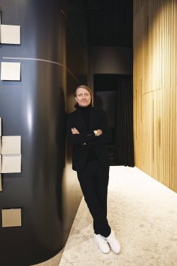 Miroslav Veselý, MBA, Director, ELK Individual.