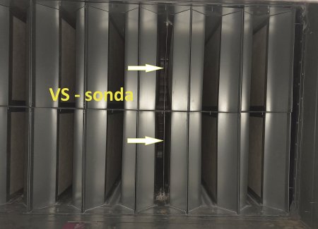 VS sonda je umístěna v komoře dvou tlumičů umístěných těsně nad sebou (potrubí 1 000 x 2 000)